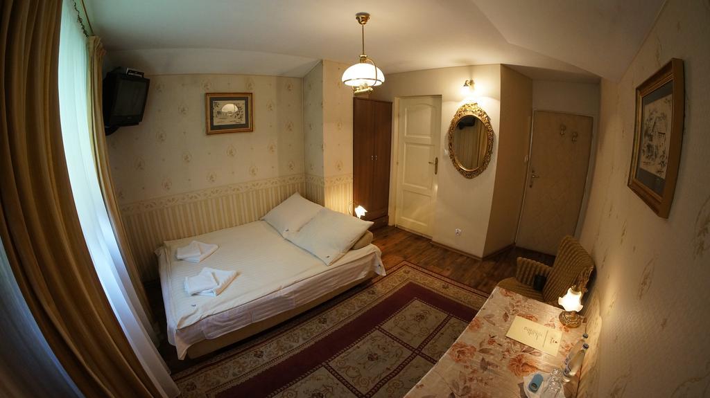Florian Budget Rooms คราคูฟ ห้อง รูปภาพ
